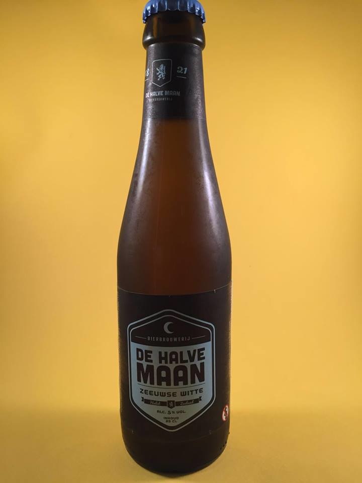 Zeeuwse Witte Herkomst: Hulst, België Ondanks de grote naam van de brouwerij “De Halve Maan” is het bier minder bekend. Dit is een typisch tarwebier. De hoppigheid is ver te zoeken maar het eiwitrijke graan geeft het bier een volle romige smaak. Opvallend is dat het bier enorm helder is en neigt naar pilsener bier terwijl het beschouwd wordt als een witbier. Een andere overeenkomst met pilsener is het alcoholpercentage van 5%. Heerlijk verfrissend terrasbier. Advies serveertemperatuur: 5 graden