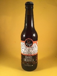 Chance encounter Herkomst: Barcelona, Spanje Amberkleurig bier dat in de stijl van Saison/farmhouse ale gebrouwen is. Toegankelijk bier door het lage alcoholpercentage en een zachte smaak. Kruidnagel en een licht zoetje proef je terug in het glas. Dit bier is lekker om zowel in de zomer als in de winter te drinken. Het bier bevat een alcoholpercentage van 4,4%. Advies serveertemperatuur: 4 graden.