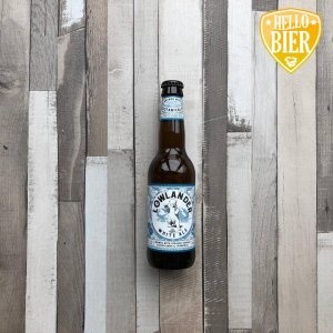 White Ale   Herkomst: Amsterdam, Nederland  Mistig citruskleurig witbier met fijne schuimkraag en zachte romige smaak. Fris in de mond in combinatie met een lichtzurig en bloemige geur.  Botanicals  De oprichter van Lowlander Beer werkte voorheen in Engeland bij een destilleerderij waar men gin destilleerden. Door het gebruik van veel kruiden werd hij geïnspireerd om dit ook bij het bierbrouwen toe te passen. Lowlander verwijst naar de lagelanders zoals Nederlanders vroeger ook werden genoemd. Ieder etiket verteld een verhaal uit het verleden. 