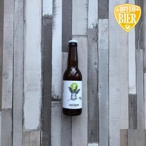 Blond Lentebier  Herkomst: Purmerend, Nederland  Citrusgeel lentebier met stevige schuimkraag. Zodra je met de neus boven het glas komt herken je de geur van vers gemaaid glas en citrustonen. Fris bier met bloemige tonen en hopbitters en de smaak van grapefruit. Blond Lentebier is afkomstig van Berging Brouwerij uit Purmerend.  Lentebier mag in deze tijd natuurlijk niet ontbreken. Veel brouwerijen brengen in deze tijd een fris, lichtgekleurd bier op de markt dat goed past bij de dagen dat het langer licht is en de temperatuur stijgt.  Ook worden er diverse lentebock bieren op de markt gebracht.