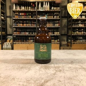 Prearis Blond   Herkomst: Oedelem, België   Strogeel blondbier met fijne schuimkraag. Fris van smaak en aromatisch in de neus door gebruik van twee hopsoorten. Amerikaanse hopsoorten Cascade en Centennial zijn gebruikt wat zorgt voor citrus aroma en hoppige neus. Het bier sluit af met een droge afdronk wat uitnodigt om een volgende slok bier te pakken.   Prearis is afkomstig uit Oedelem in België. Een plaatsje gevestigd in West-Vlaanderen. Een brouwerij met een standaard assortiment bestaande uit Prearis Blond, IPA, Quadrupel en Quadruccino.   Alcoholpercentage: 6%