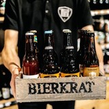 Hellobier Bierkrat met bier Hellobier Bierkrat met bier