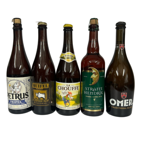 5x 75CL flessen + 2 La Chouffe glazen 5x 75CL flessen + 2 La Chouffe glazen