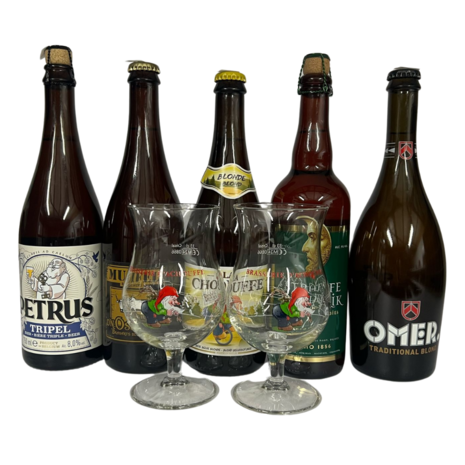 5x 75CL flessen + 2 La Chouffe glazen 5x 75CL flessen + 2 La Chouffe glazen