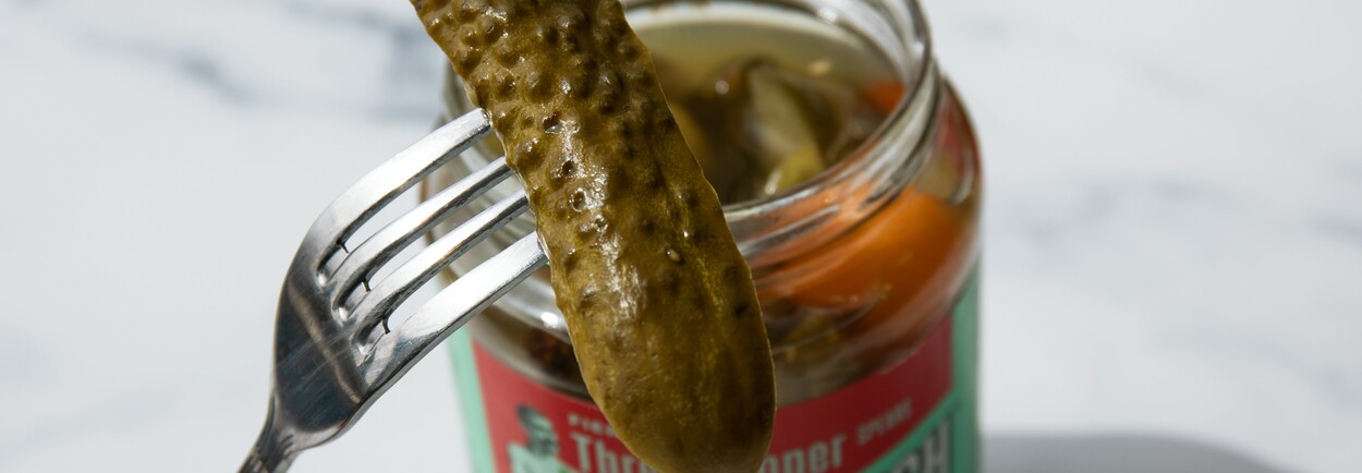 Zijn augurken gezond (in combinatie met bier?) & waarom bierdrinkers ineens massaal augurken eten (ja, echt)