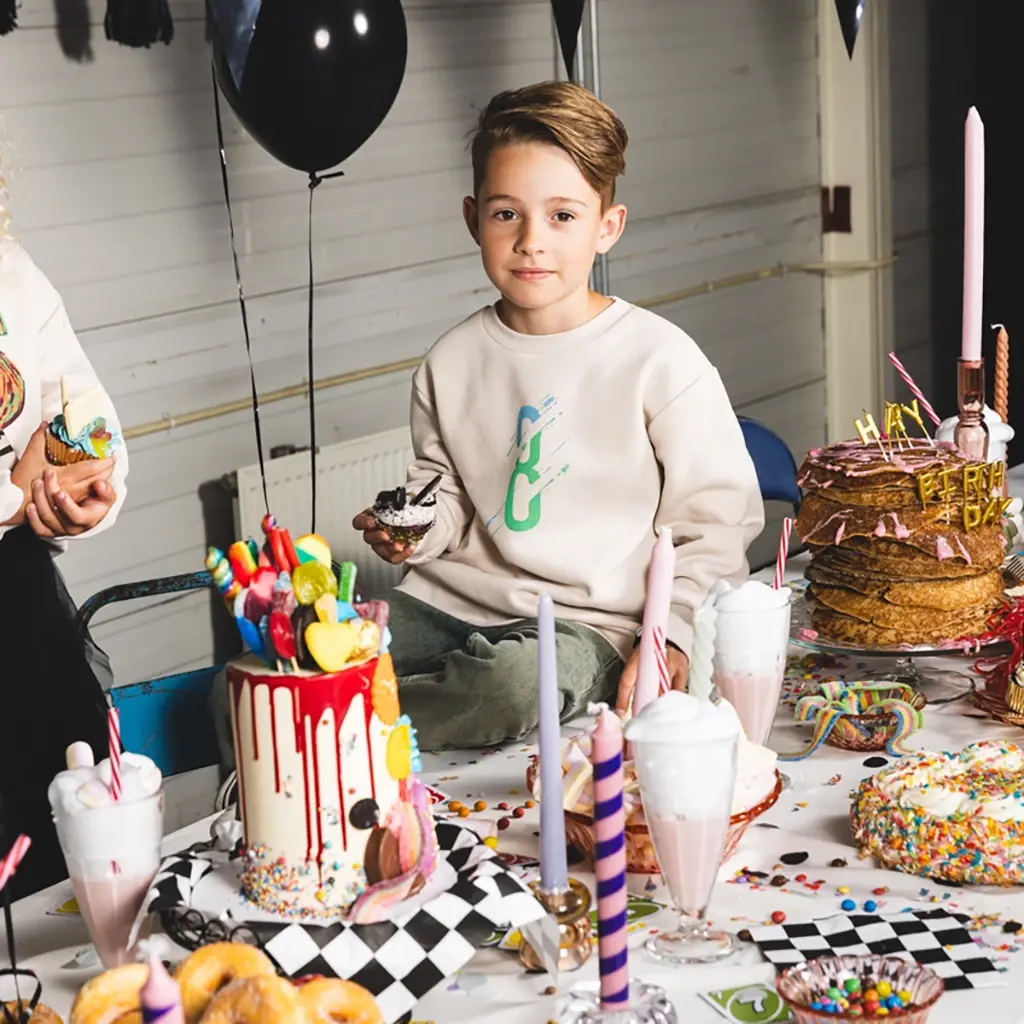 Verjaardagstrui "8" in kadoverpakking (kit)