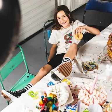 Verjaardag t-shirt "9" in kadoverpakking (kit)