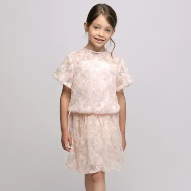 Top Earlyne (pinky promise)