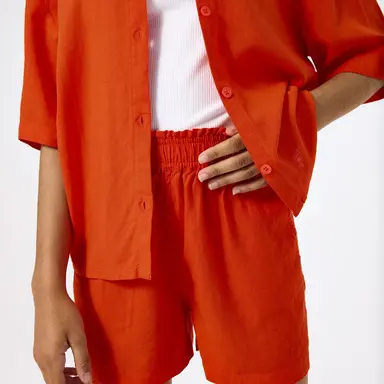 Korte broek bermuda (manderin red)