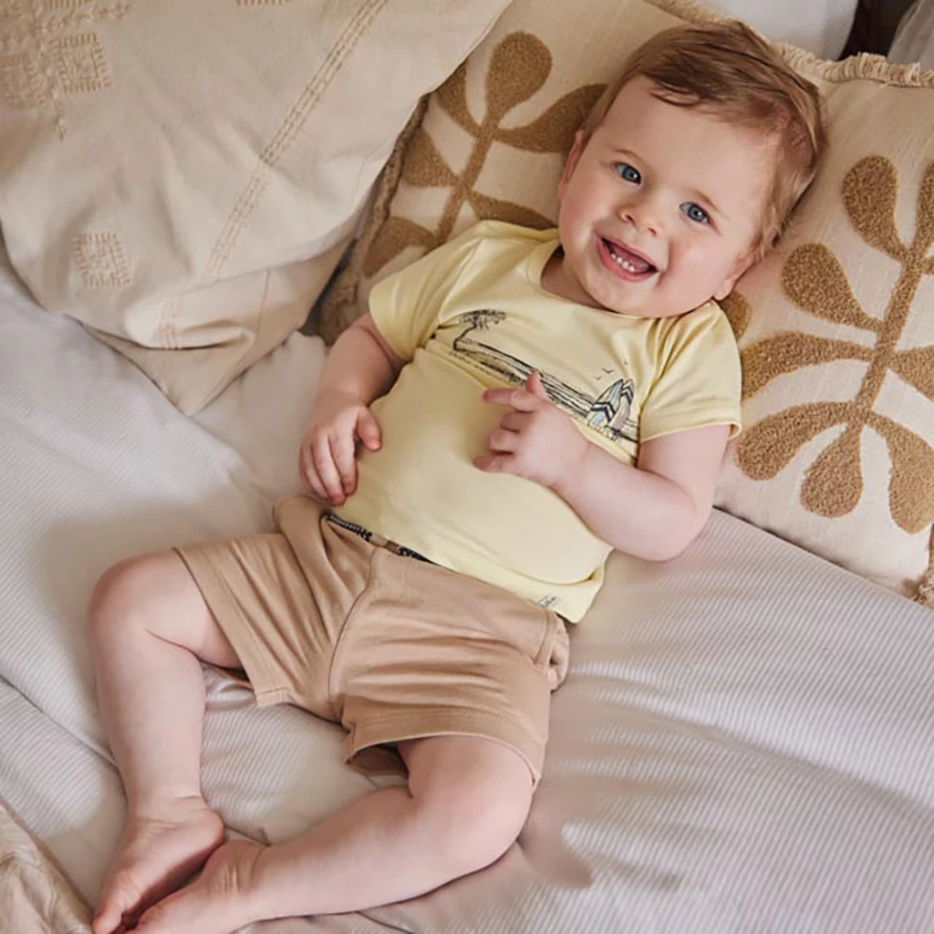 Dirkje-collectie Kort broekje (caramel brown)