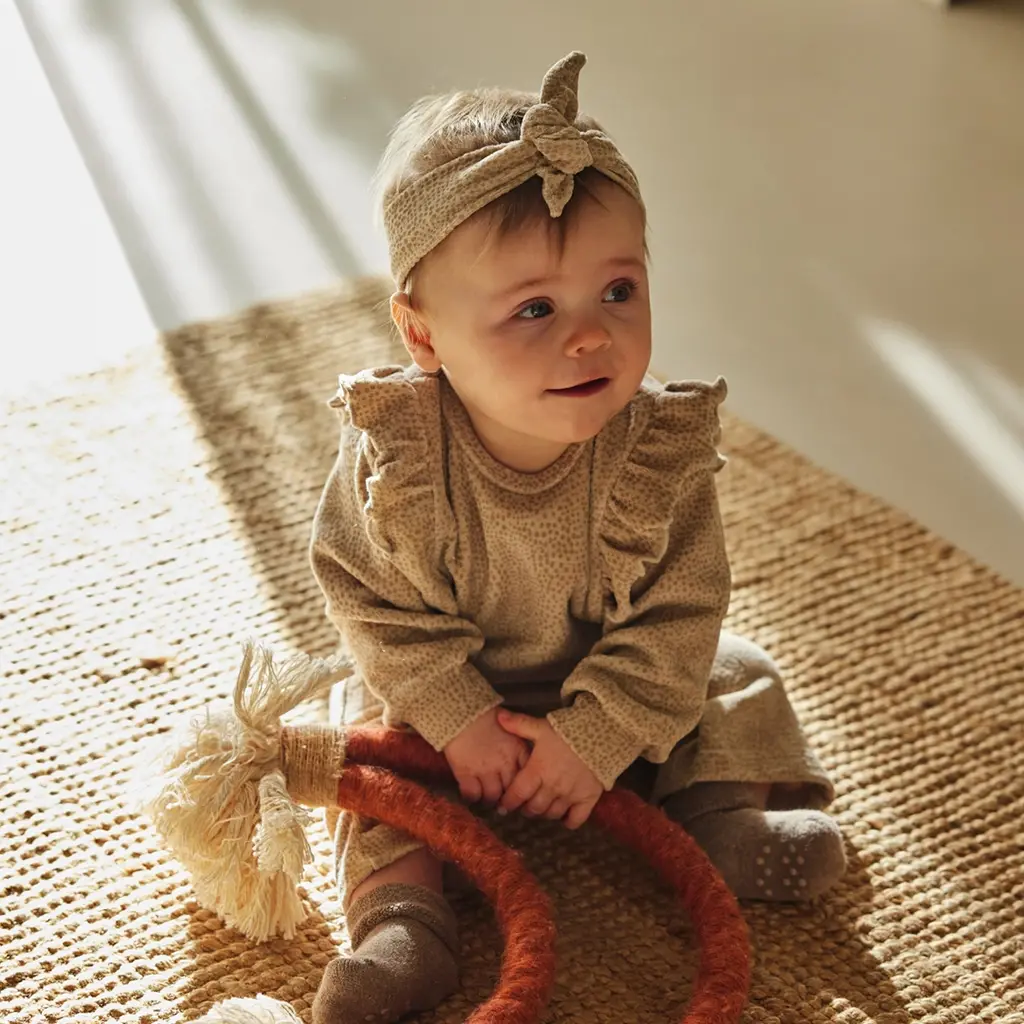 Tweedelige set met haarbandje (beige grey)