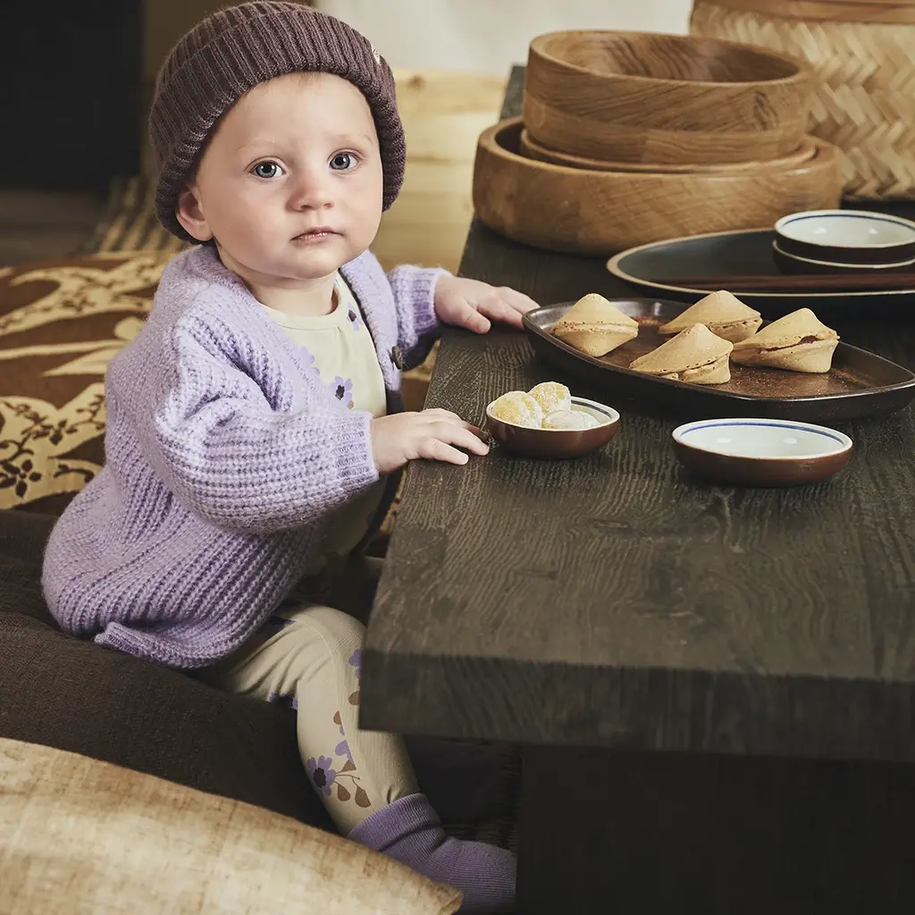 Gebreid mutsje Mayar (frosted plum)