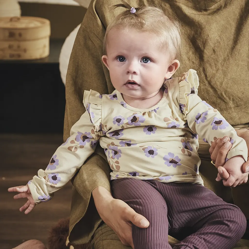 Longsleeve bloemen Elizan (vanilla cream)