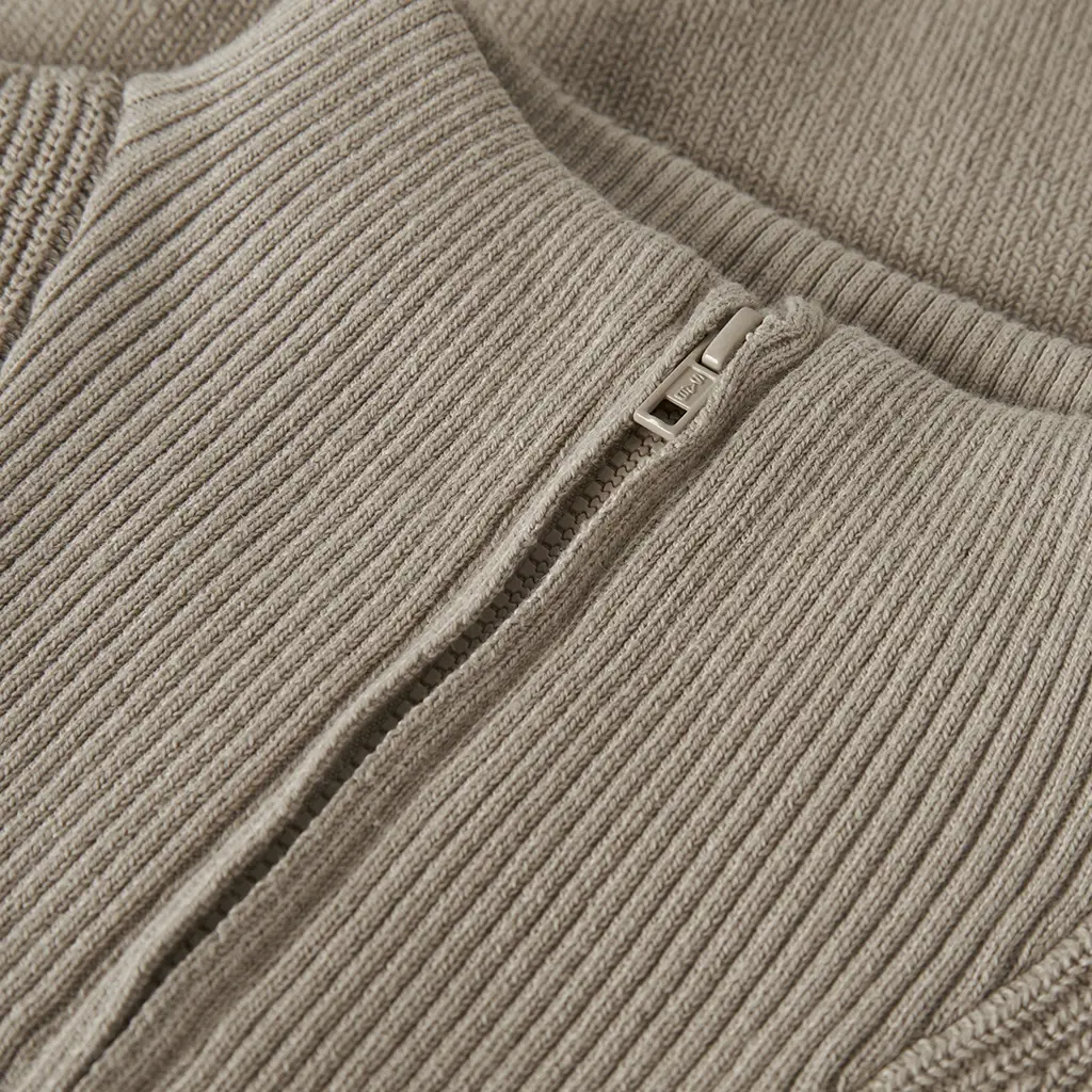 Gebreide schipperstrui Nesolle (island fossil)