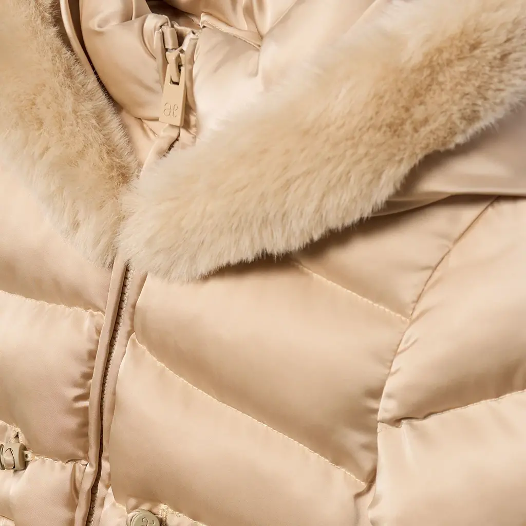 Winterjas satin (almond)