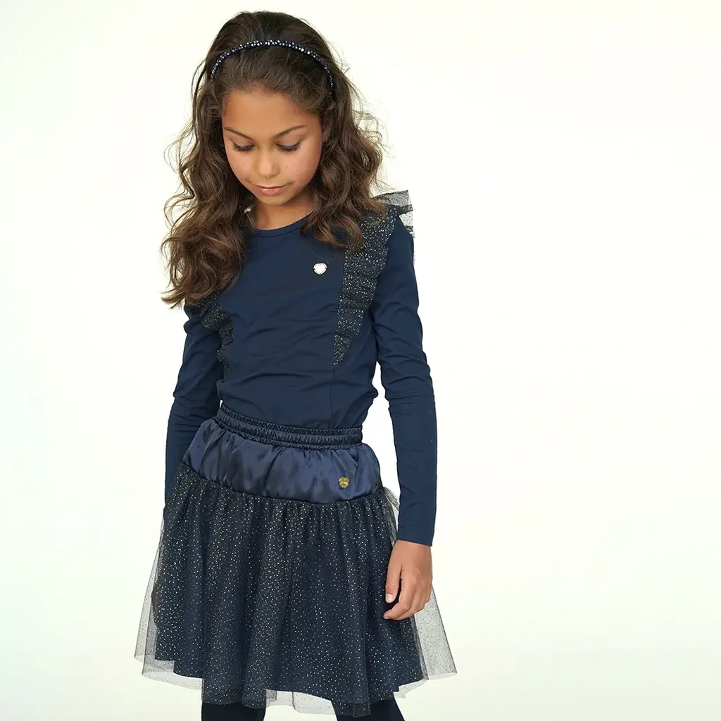 Rokje Treat (in the navy)