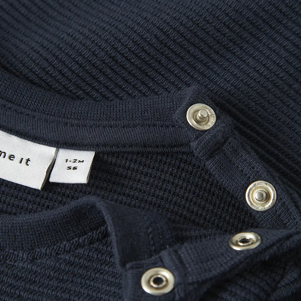 Truitje Baldian (navy blazer)