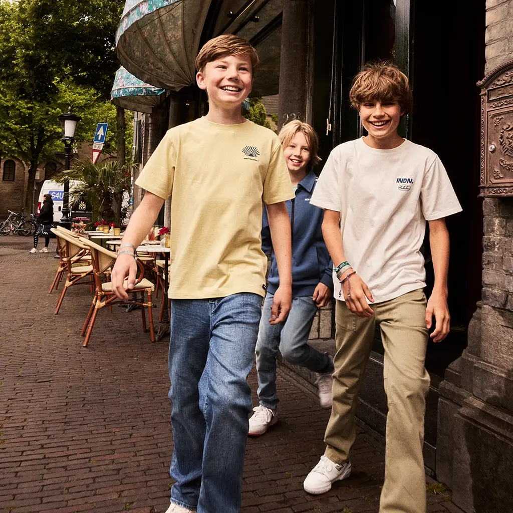 T-shirt backprint loose fit (dusty yellow)