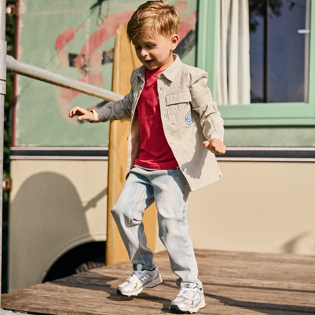 T-shirt (chrysanthemum)