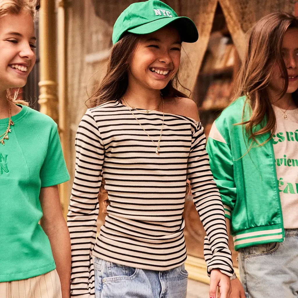 Offshoulder shirt (sandshell)