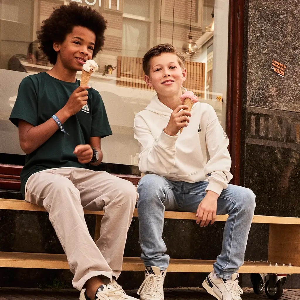 T-shirt backprint (ponderosa pine)