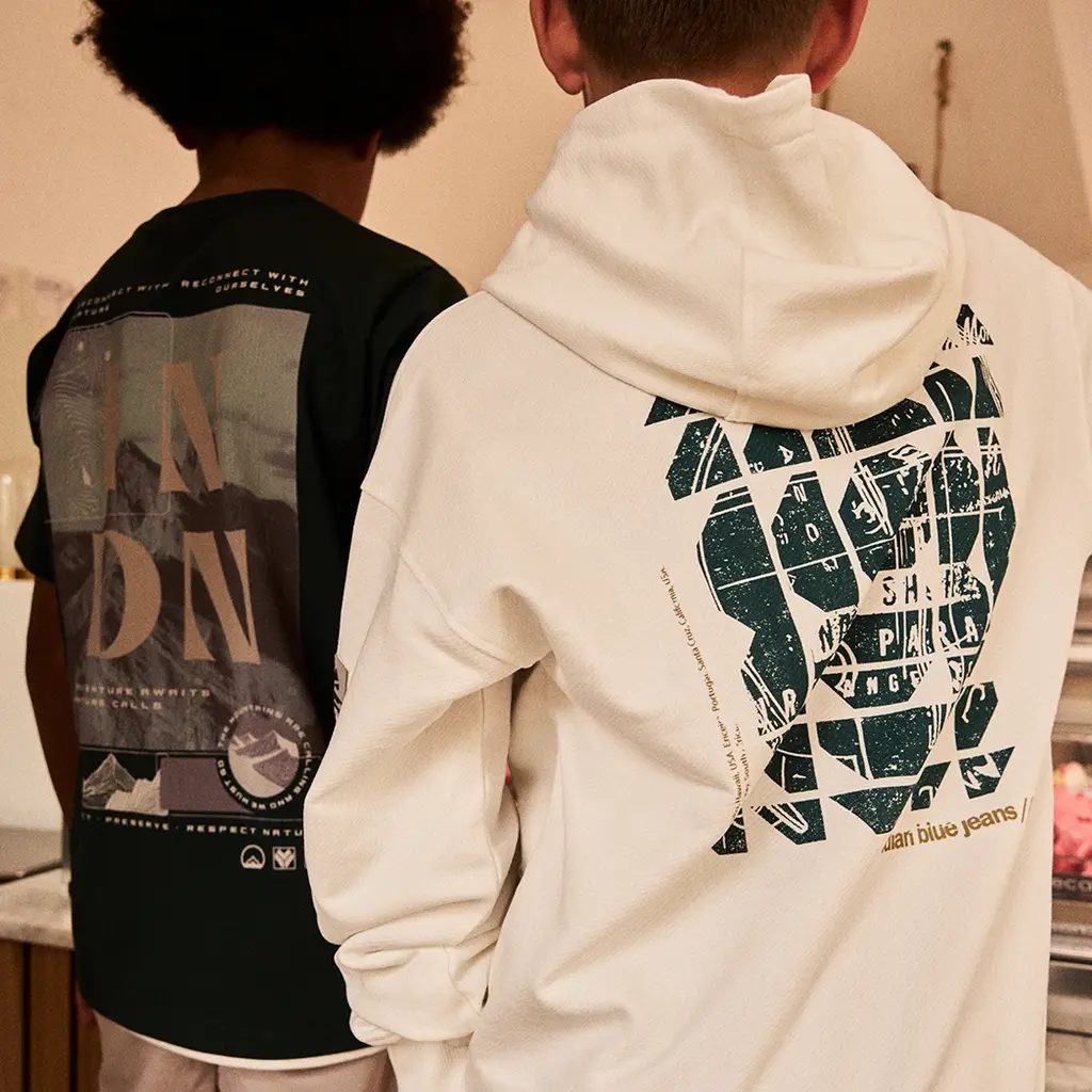 T-shirt backprint (ponderosa pine)