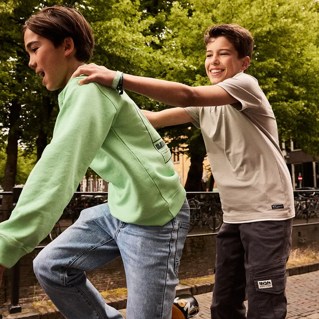 Trui backprint washed (fresh green)