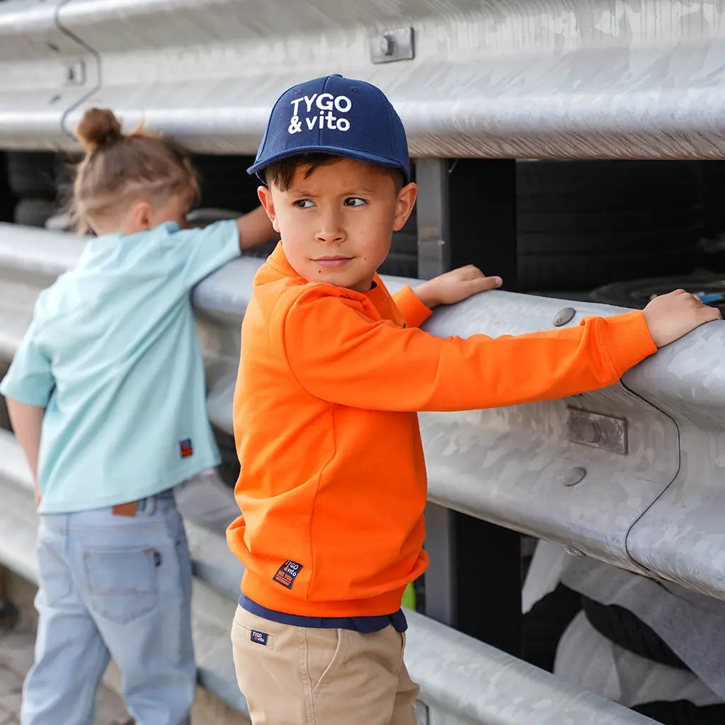 Trui Coen (golden poppy)