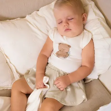 Setje met rokje (wheat)