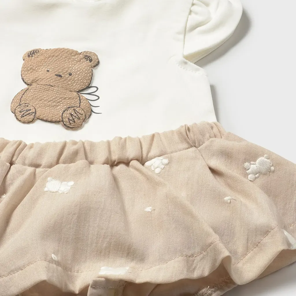 Setje met rokje (wheat)