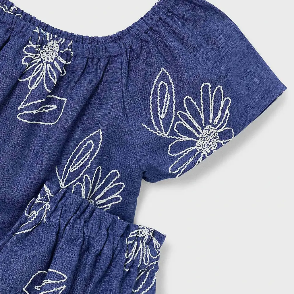 Set met rokje (porcelain)