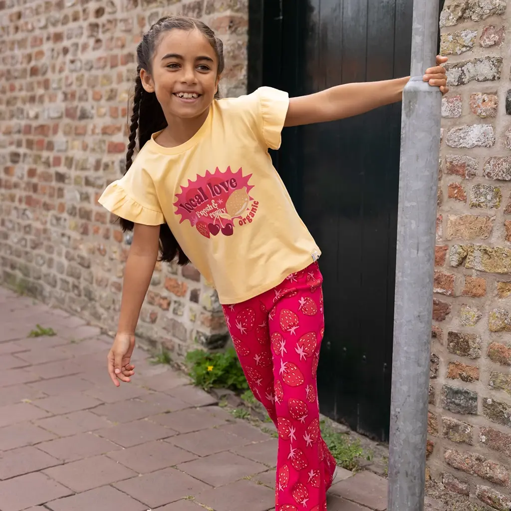 T-shirt (banana shake)