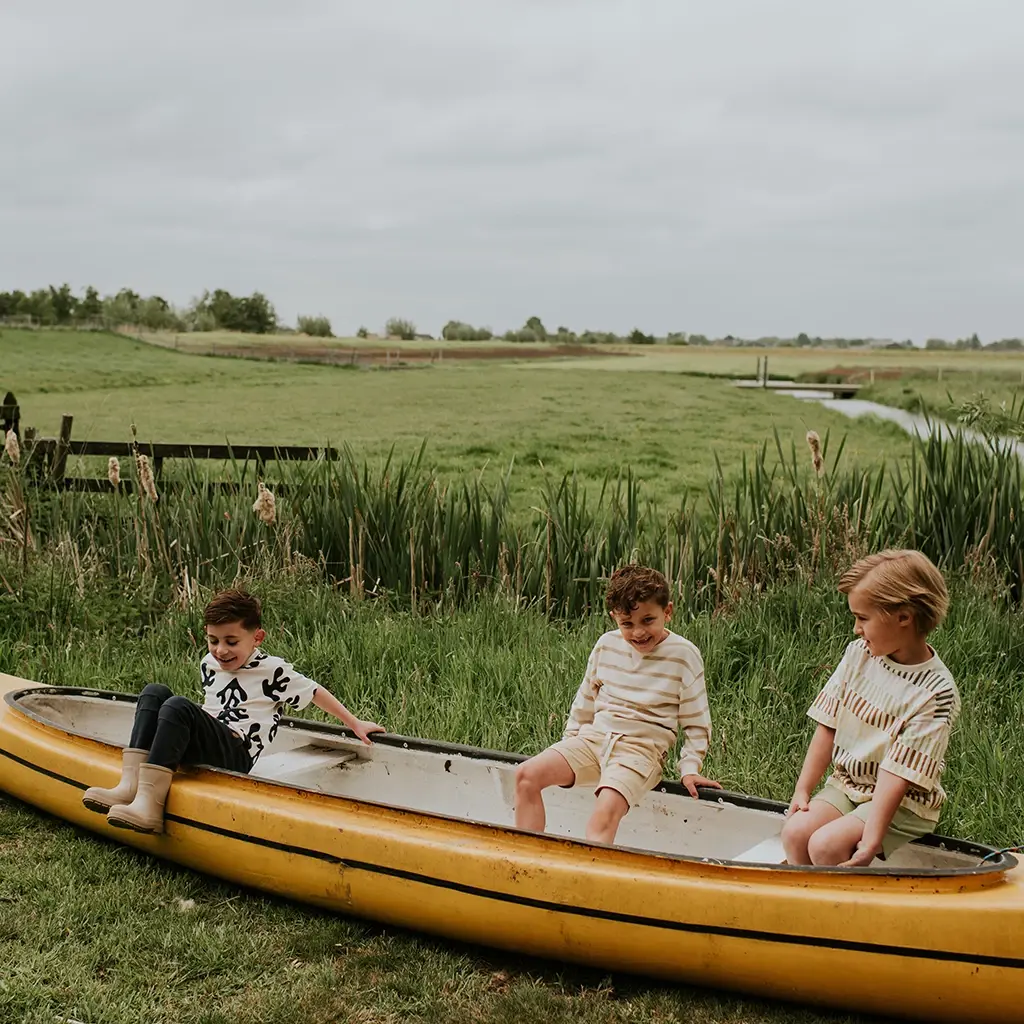 T-shirt loose fit (faded green)