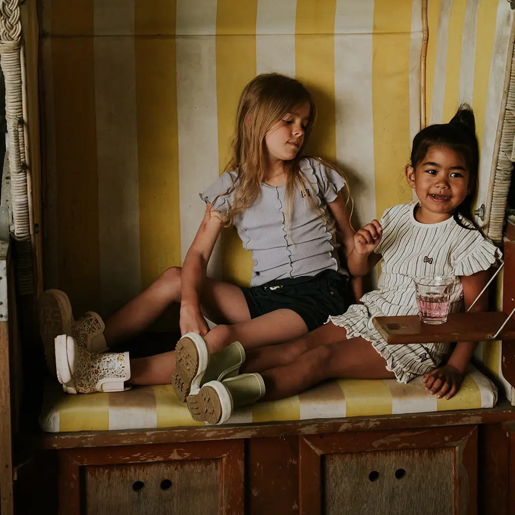 T-shirt (faded lavender)