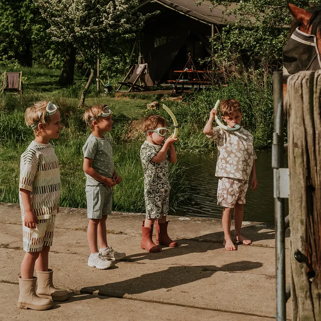 Zwembroek (faded green)