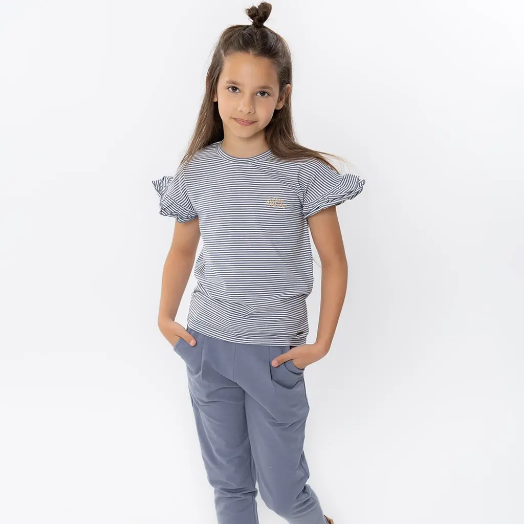 T-shirt (faded blue)