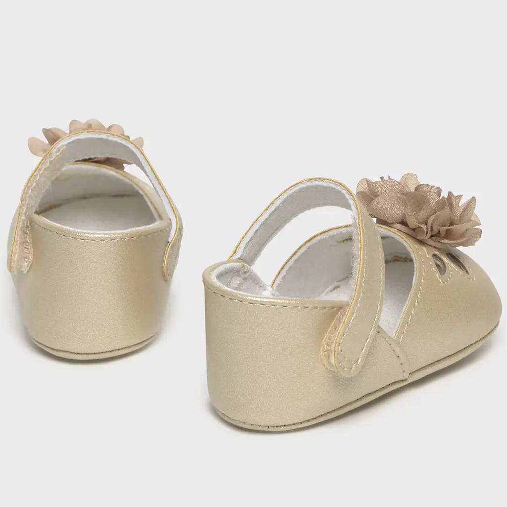 Schoentjes Mary Janes (champagne)