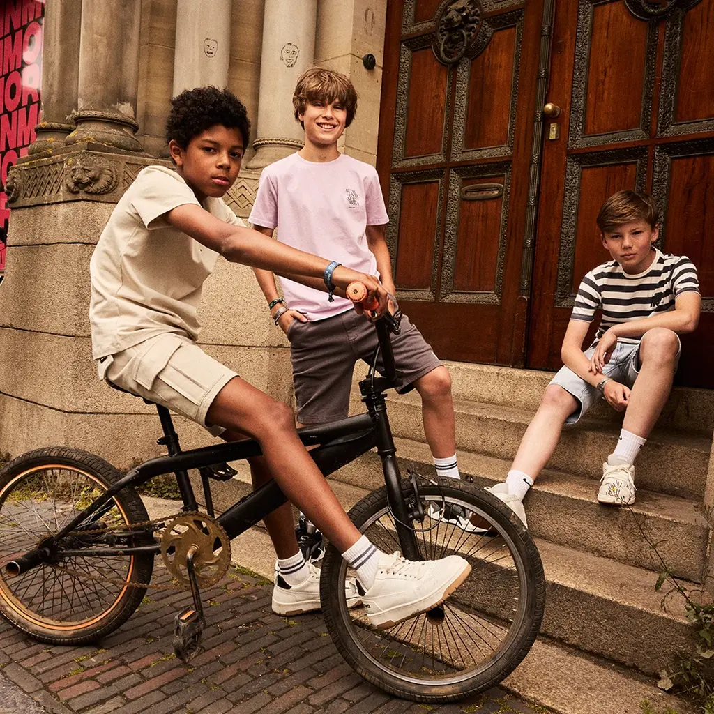 T-shirt backprint (fair orchid)