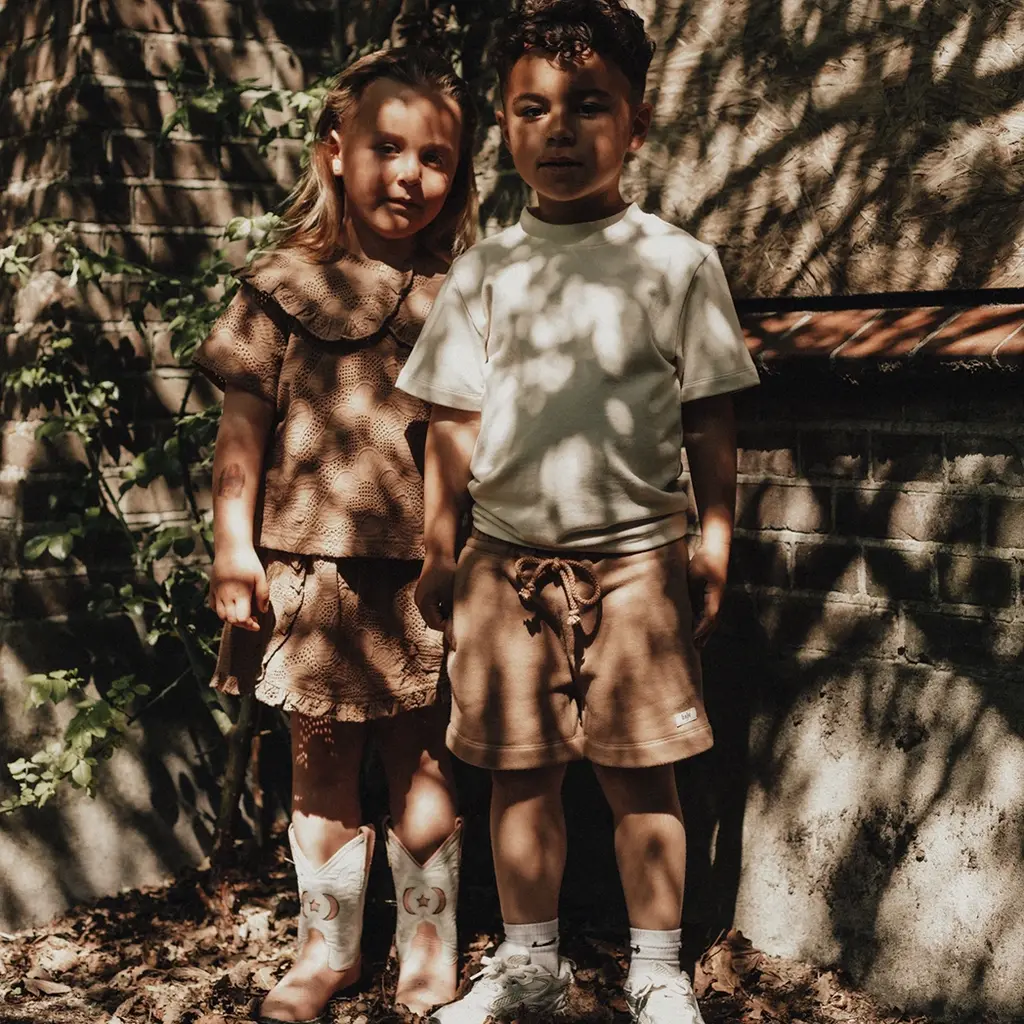 Rokje Deba (brown coconut)