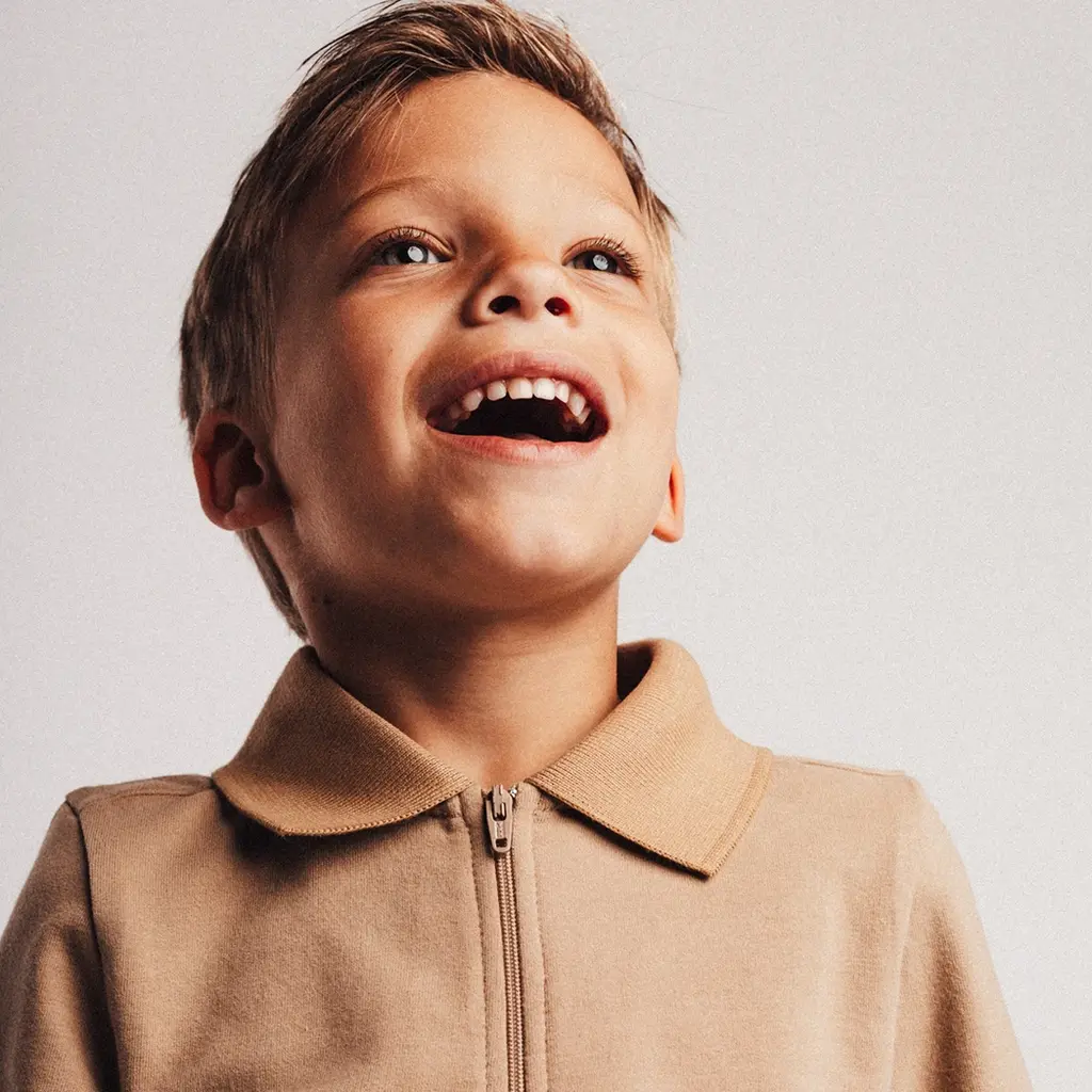 Polo shirt ritsje Hervas (taupe cafe)