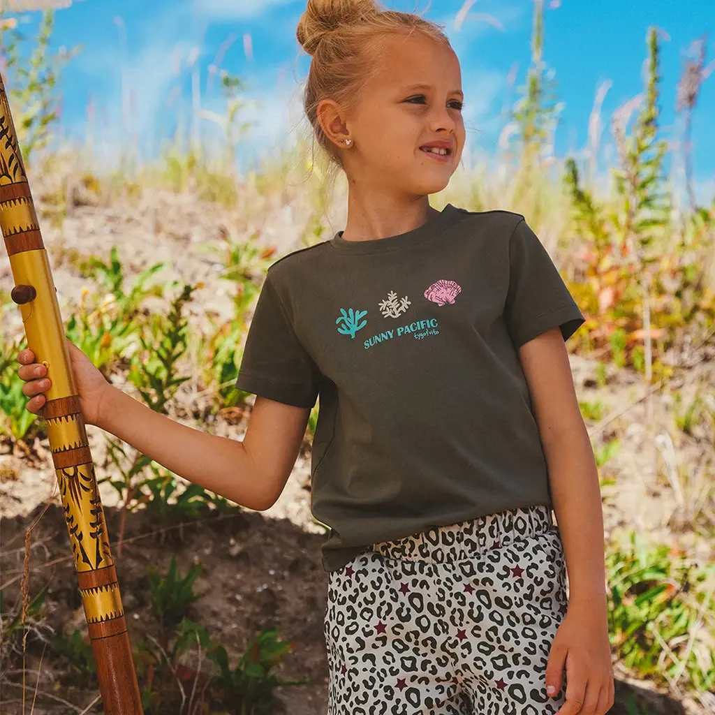 T-shirt Tara (olive)