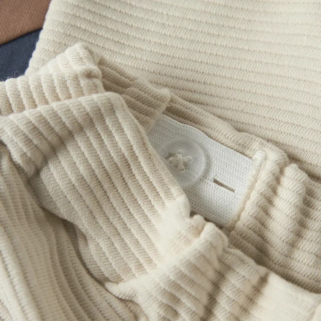 Broekje Focus (mocha mousse)