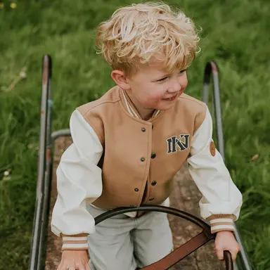 Vest/jasje (dark sand)