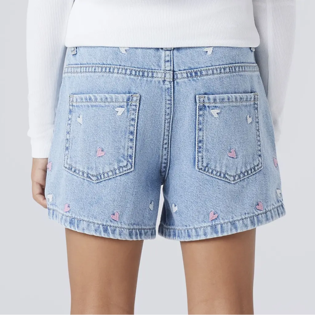 Korte spijkerbroek REGULAR FIT Bella (light blue bleached denim multi heart)