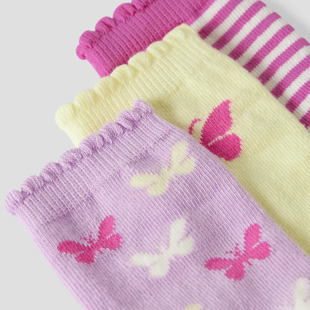 Drie paar sokken (pear sobet/pirouette/strawberry moon)
