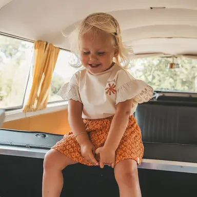 T-shirt broderie wide fit (white swan)