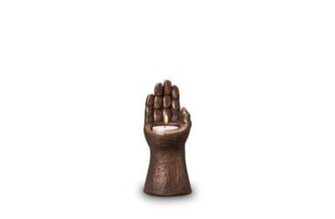 Urn "Hand" Waxine