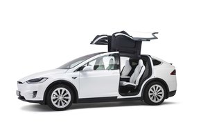 Tesla Volgauto 4/5 pers.