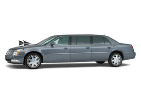 Cadillac Volgauto Grijs 7 pers.