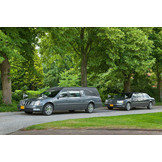 Cadillac Volgauto Grijs 7 pers.